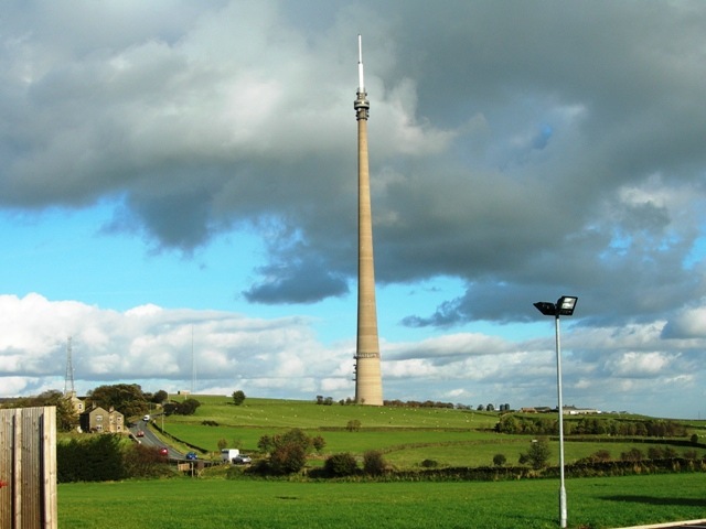 Emley Moor TV mast copyright Tim Marchant under CC licence